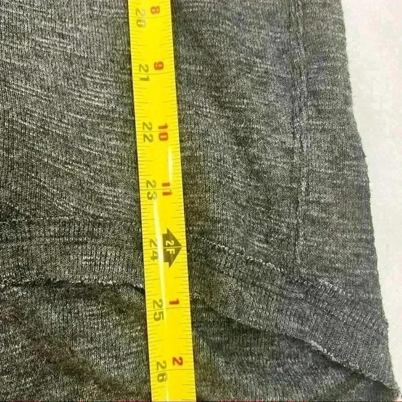 FREE PEOPLE WE THE FREE Sz M Split Back Turtleneck Top Dark Gray Thermal Tunic - Picture 10 of 11